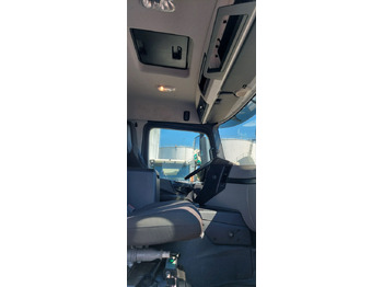 Camion cisternă MERCEDES Antos: Foto 5