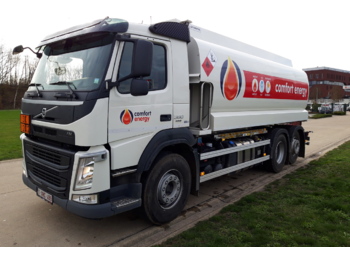 Camion cisternă VOLVO FM
