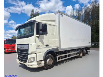Camion izoterma DAF XF 106 440
