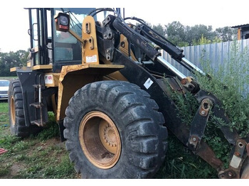Încărcător frontal pe pneuri CATERPILLAR 938G