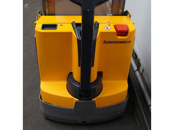 Transpalet la mare înălţime Jungheinrich EJD118: Foto 3 Transpalet la mare înălţime Jungheinrich EJD118: Foto 3