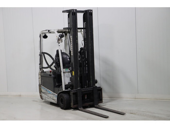 Electrostivuitor UNICARRIERS
