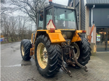 Tractor agricol RENAULT 145.14: Foto 5