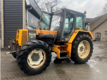 Tractor agricol RENAULT 145.14: Foto 2