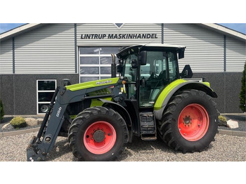 Tractor agricol CLAAS Arion 550