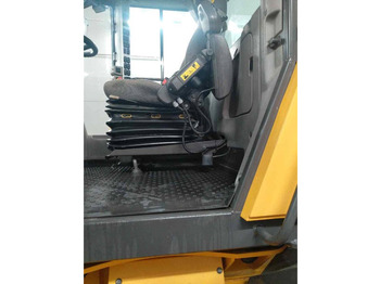 Încărcător frontal pe pneuri Volvo L 70 H: Foto 5 Încărcător frontal pe pneuri Volvo L 70 H: Foto 5