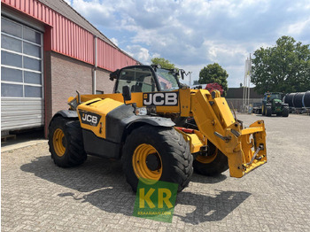Stivuitor telescopic JCB