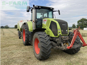 Tractor agricol CLAAS Axion 840
