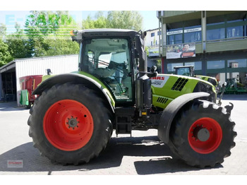 Tractor agricol CLAAS Arion 660