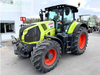 Tractor agricol CLAAS Axion 830