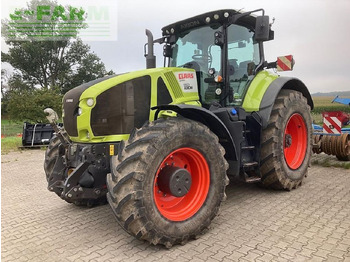 Tractor agricol CLAAS Axion 950