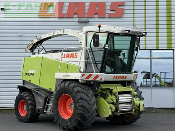 Combină de Recoltat Furaj CLAAS Jaguar