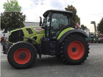 Tractor agricol CLAAS Axion 830