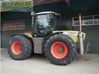 Tractor agricol CLAAS Xerion 3800
