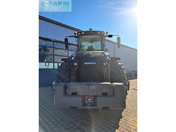 Tractor agricol CLAAS Xerion 4000