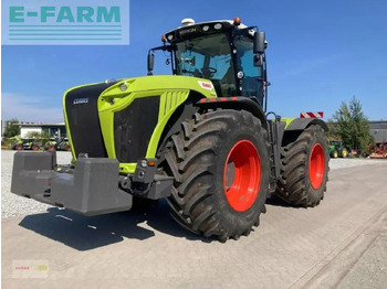 Tractor agricol CLAAS Xerion 5000
