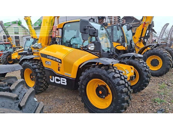Încărcător frontal pe pneuri JCB