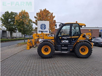 Stivuitor telescopic JCB