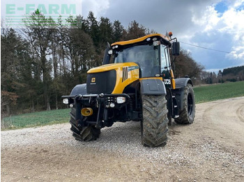 Tractor agricol JCB