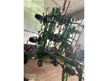 Maşină de întors fânul KRONE