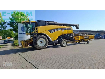 Combină de recoltat cereale NEW HOLLAND CX series