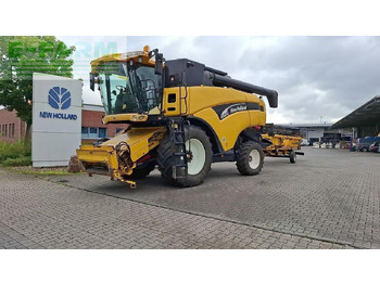 Combină de recoltat cereale NEW HOLLAND CX series