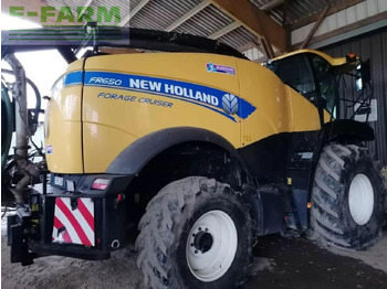 Combină de Recoltat Furaj NEW HOLLAND