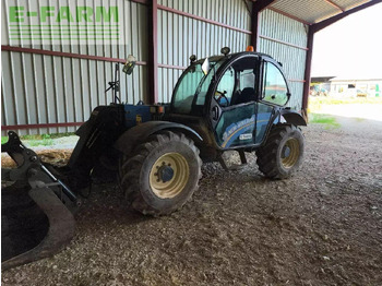 Stivuitor telescopic NEW HOLLAND