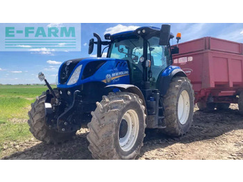 Tractor agricol NEW HOLLAND T7