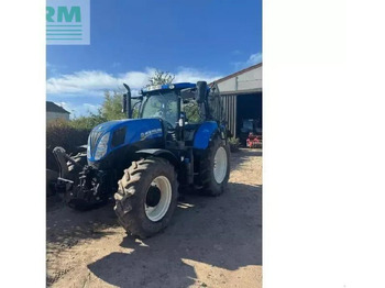 Tractor agricol NEW HOLLAND T7