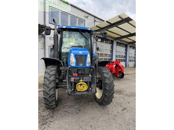 Tractor agricol NEW HOLLAND TS