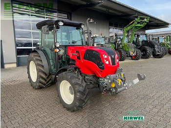Tractor agricol VALTRA