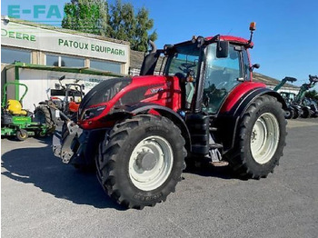 Tractor agricol VALTRA T194