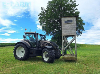 Tractor agricol VALTRA T214