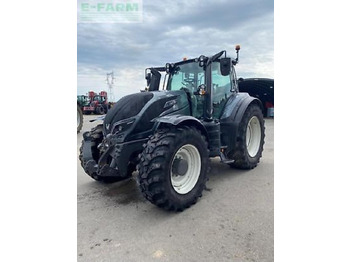 Tractor agricol VALTRA T234