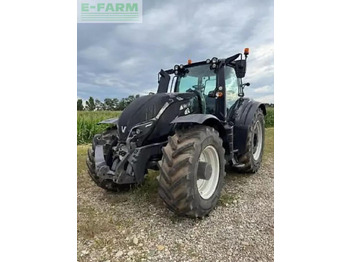 Tractor agricol VALTRA T254