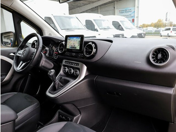 Transport persoane MERCEDES-BENZ T 180 Progressive,AMF Rollstuhlrampe,LED,Navi...: Foto 5 Transport persoane MERCEDES-BENZ T 180 Progressive,AMF Rollstuhlrampe,LED,Navi...: Foto 5