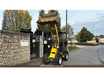 Încărcător frontal pe pneuri WACKER