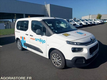 Automobil CITROËN