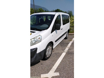 Microbuz FIAT Scudo