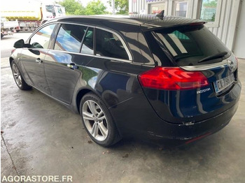Mașină break INSIGNIA SPORT TOURER COSMO PAXK 2.0 CDTI 160cv - 08/2013 - 119000 KM: Foto 2