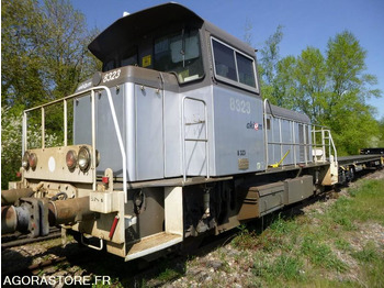 Echipamente de constructii Lot de 4 Locotracteurs Y8000 RVI3 / Moyse, Fauvet Girel: Foto 3 Echipamente de constructii Lot de 4 Locotracteurs Y8000 RVI3 / Moyse, Fauvet Girel: Foto 3