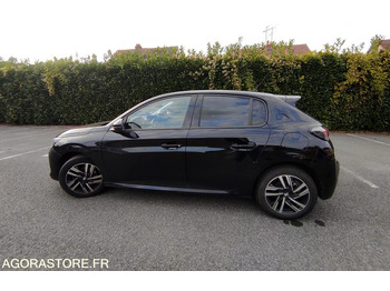 Automobil PEUGEOT