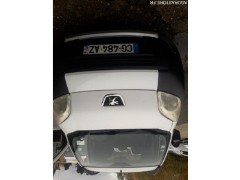 Autoutilitară compactă PEUGEOT
