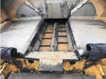 Finisor de asfalt CAT AP 300: Foto 5