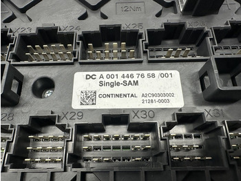 Sistem electric pentru Camion Mercedes-Benz Single-SAM fuse box: Foto 3