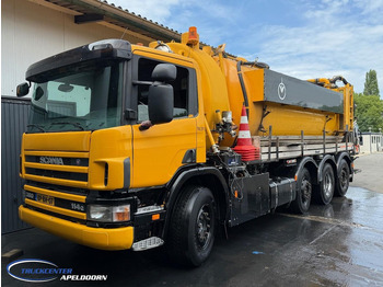 Maşină pentru vidanjări SCANIA P114