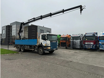 Camion platformă, Camion cu macara Scania P124-360 6X4 EURO 2 HIAB 200 C-5 ALL 2000: Foto 2