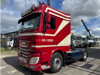 Cap tractor DAF XF 440