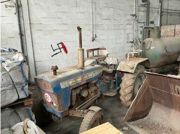 Tractor agricol FORD